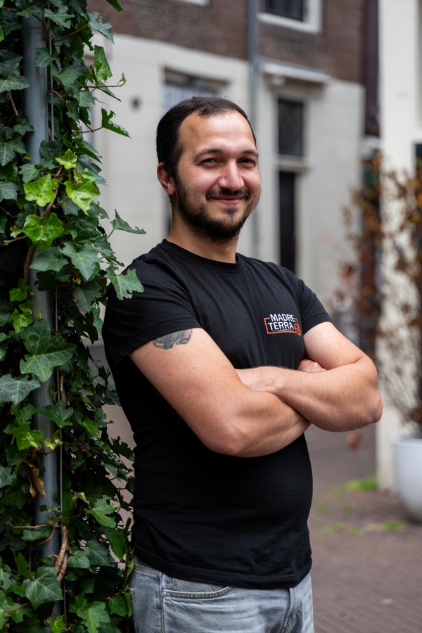 Gabriele, MadreTerra team